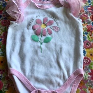 ⭐️DDE Darlings Loves Me onesie🥀